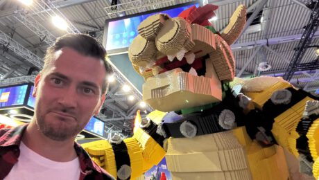 rene herrmann mit einem nintendo lego monster