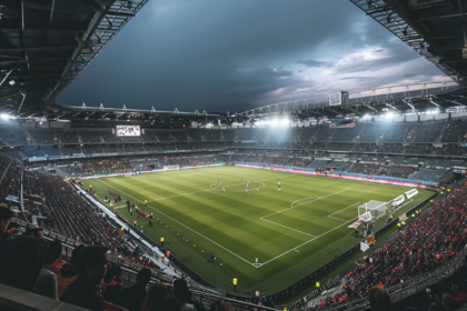 disneyreen_A_high-resolution_photograph_of_a_football_stadium_v_a6556286-0528-4df9-b012-0cd15e89b20e